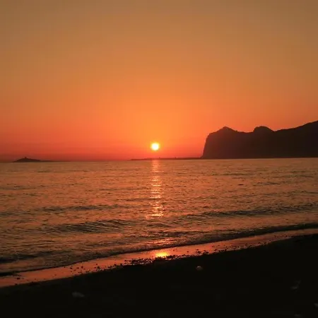 Vicino Al Mare Carini