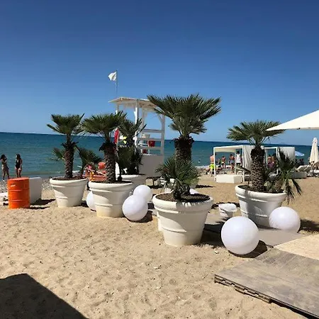 Vicino Al Mare 3* Carini